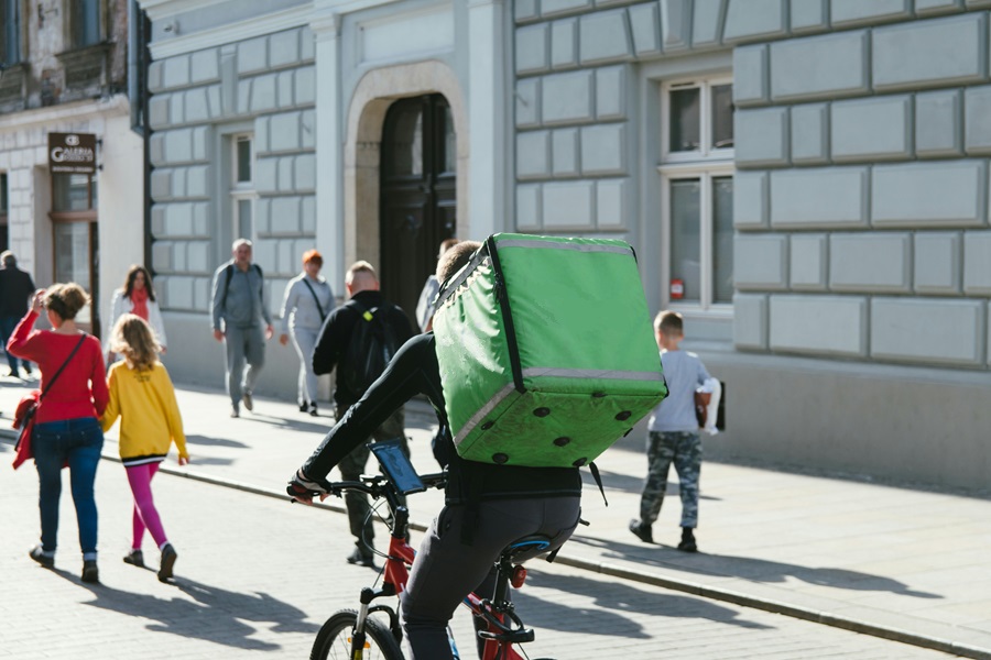 Fahrräder können auch für Lieferungen eingesetzt werden.